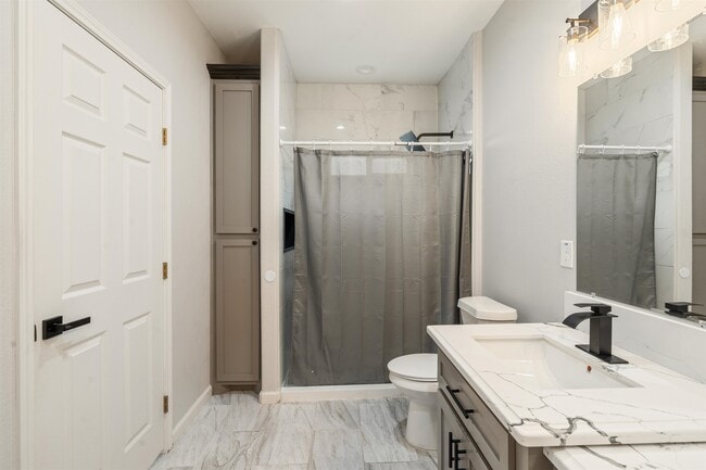 Building Photo - 203 Javier Dr