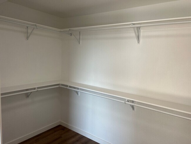 Building Photo - Beautiful home in gated community of Marbr...