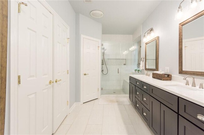 Building Photo - 6300 Redgate Ct