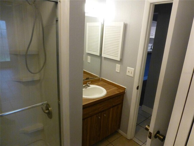 Building Photo - 1890 Wolford Rd