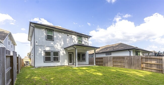 Building Photo - 18672 Presswood Wy Dr