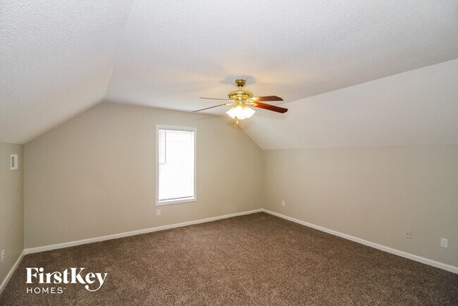 Building Photo - 7794 Deer Run Cove