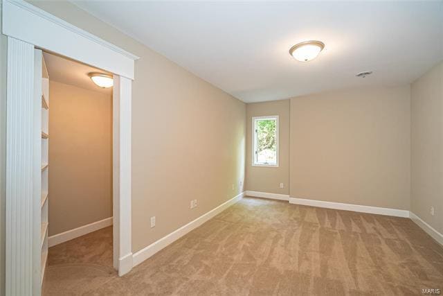 Building Photo - 817 Gray Friar Dr