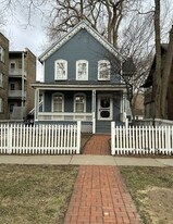 Building Photo - 1906 Orrington Ave