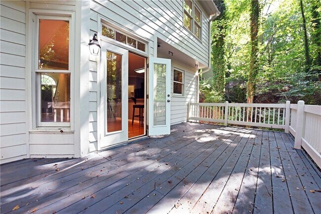 Building Photo - 2130 Hickory Cove