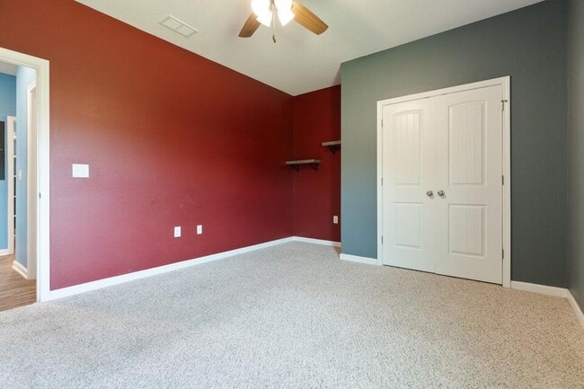 Building Photo - 303 Merlin Ct