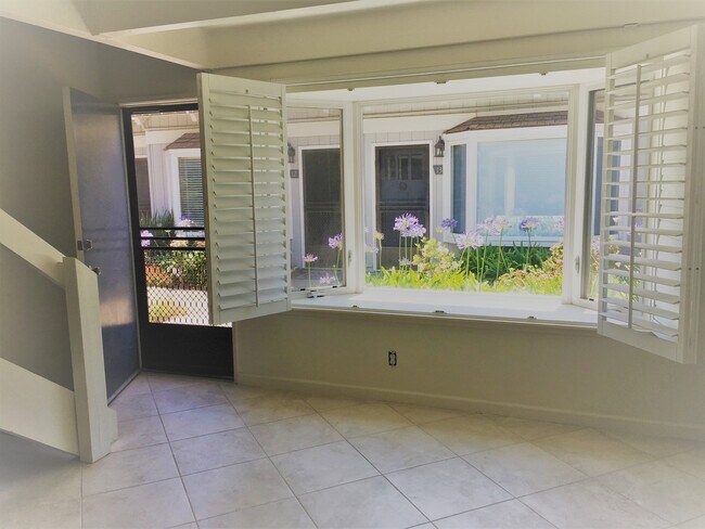 Building Photo - Cozy Studio by the Beach in Sandpiper III Complex!