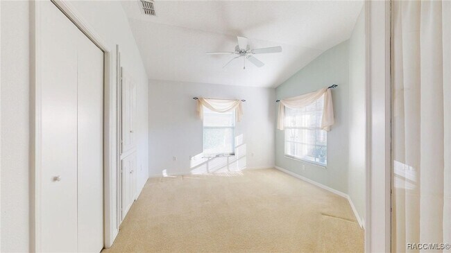 Building Photo - 761 W Sunbird Path