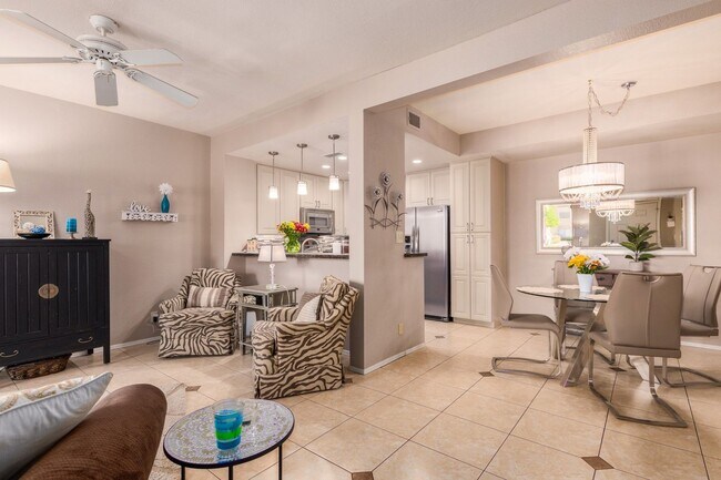 Building Photo - Two bedroom condo