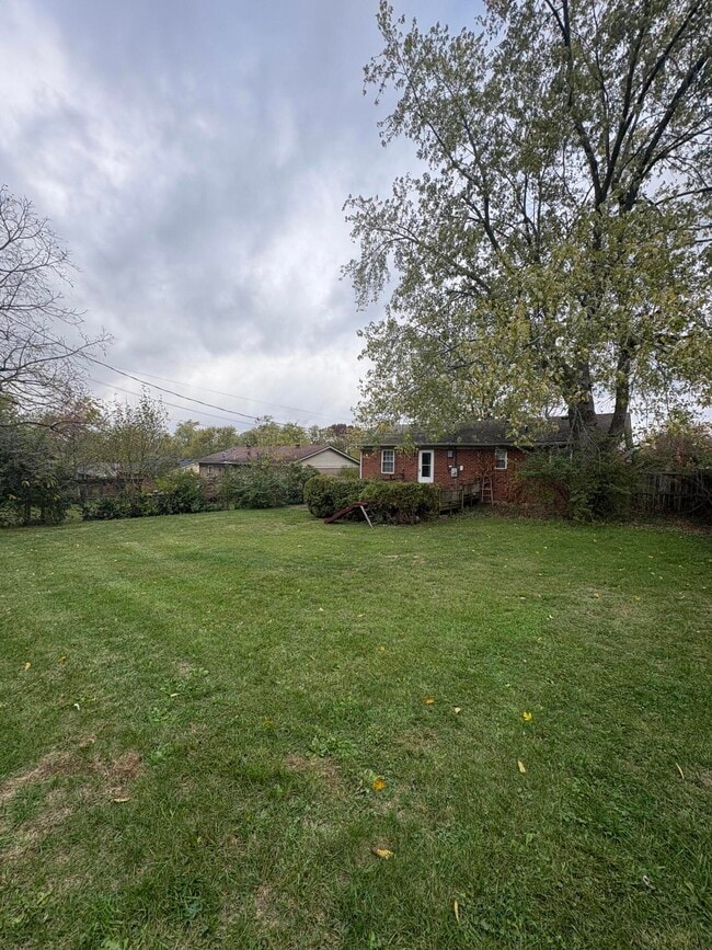 Building Photo - 1280 Ascot Park