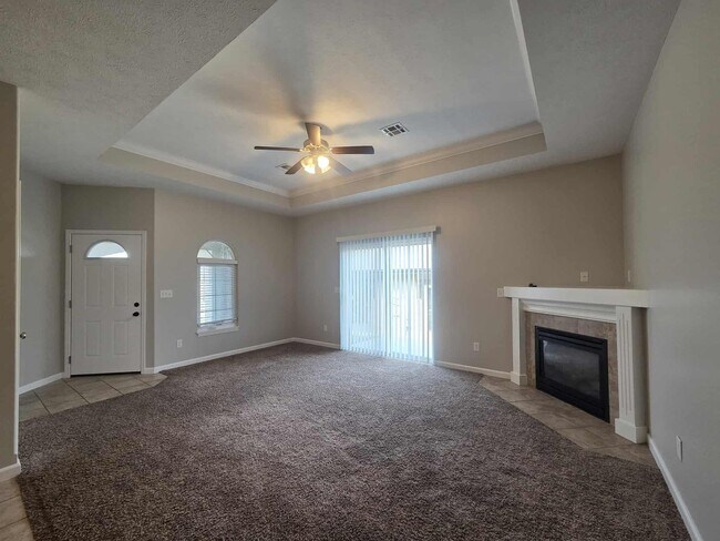 Building Photo - 404 Michaels Court