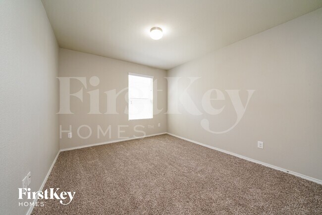 Building Photo - 133 Waxberry Dr