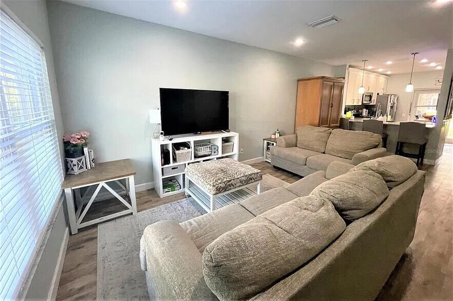 Building Photo - 17413 Flatwoods Key Dr