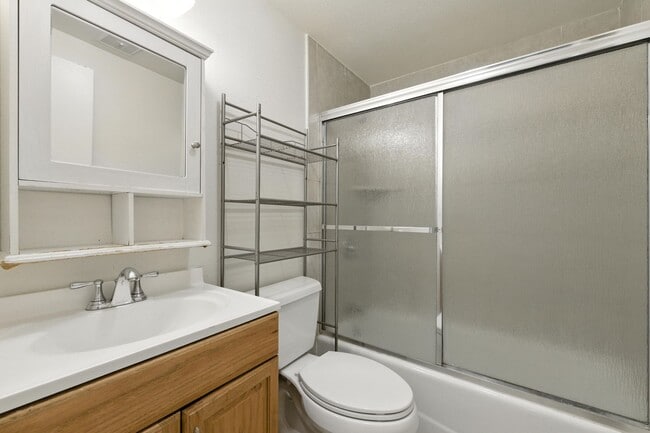 Building Photo - 1 Bed 1 Bath Condo In The Heart Of Denver