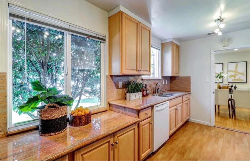 Building Photo - 986 Pope Way