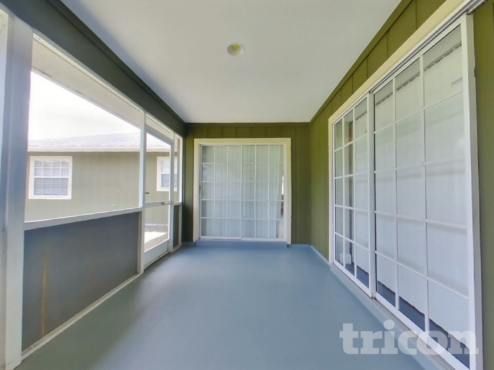 Building Photo - 3598 N Biscayne Dr