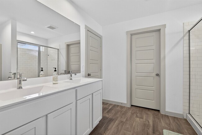 Building Photo - 12812 Tokenhouse Ln