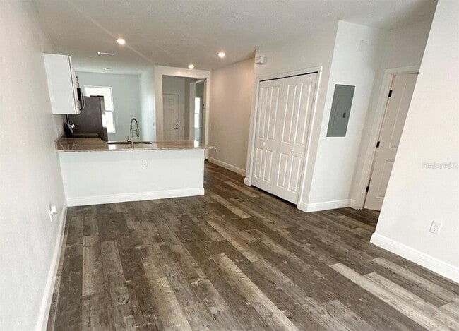 Building Photo - 528 Kilimanjaro Dr