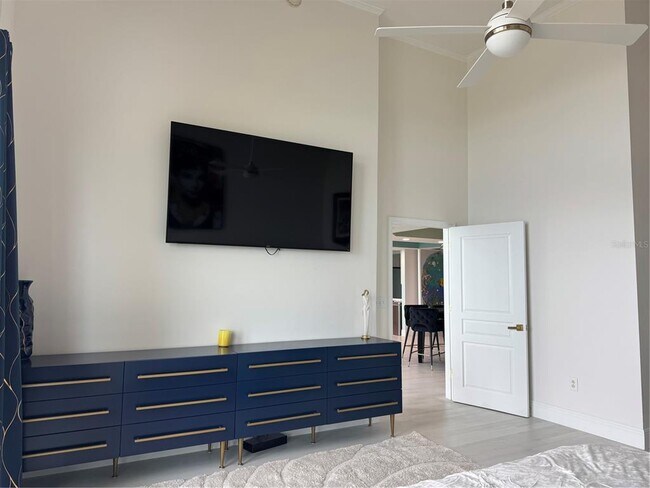 Building Photo - 200 Ocean Crest Dr