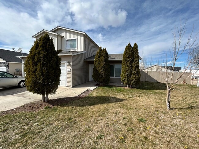 Primary Photo - Beautiful Single Family Home