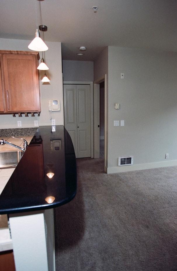 Building Photo - 410 NE 70th St