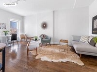 Building Photo - 302 Lafayette Ave