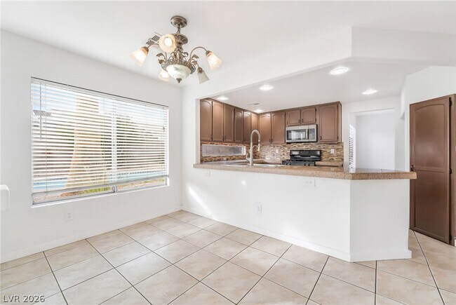 Building Photo - 2813 Via Florentine St