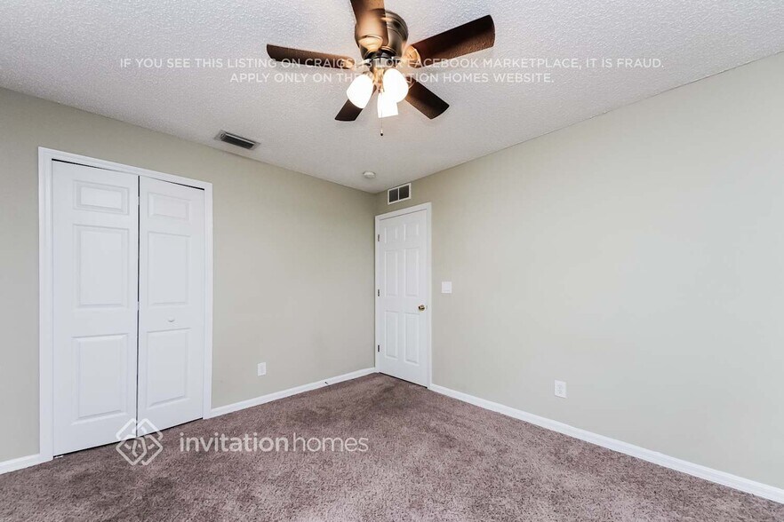 Building Photo - 1712 Laramie Cir