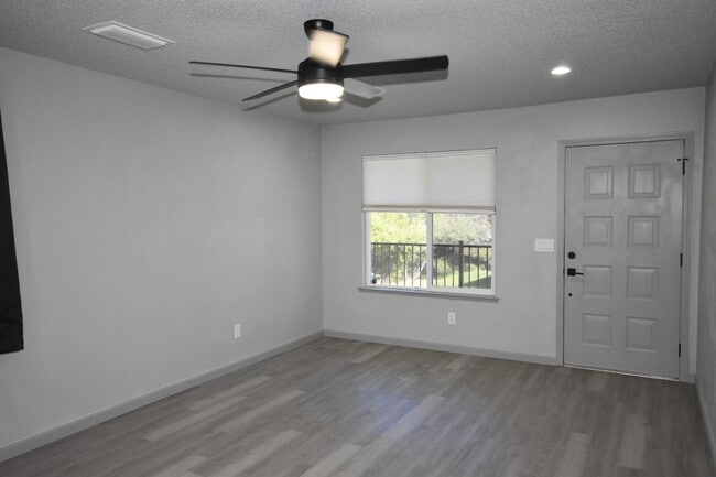 Building Photo - 3665 Galena Dr