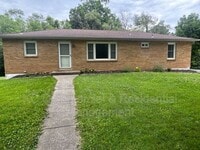 Building Photo - 6713 NW Evelyn St