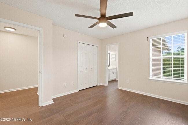 Building Photo - 577 Scrub Jay Dr