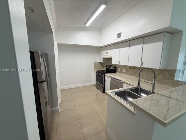 Building Photo - 9640 NW 2nd St