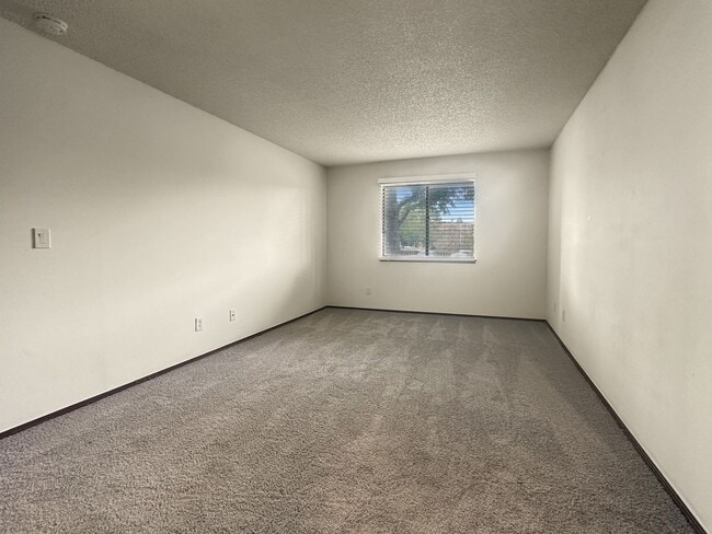 Building Photo - 8600 E Alameda Ave