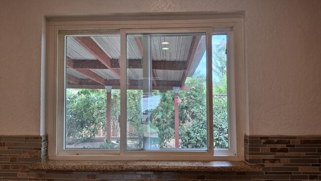Building Photo - 35885 Adobe Dr