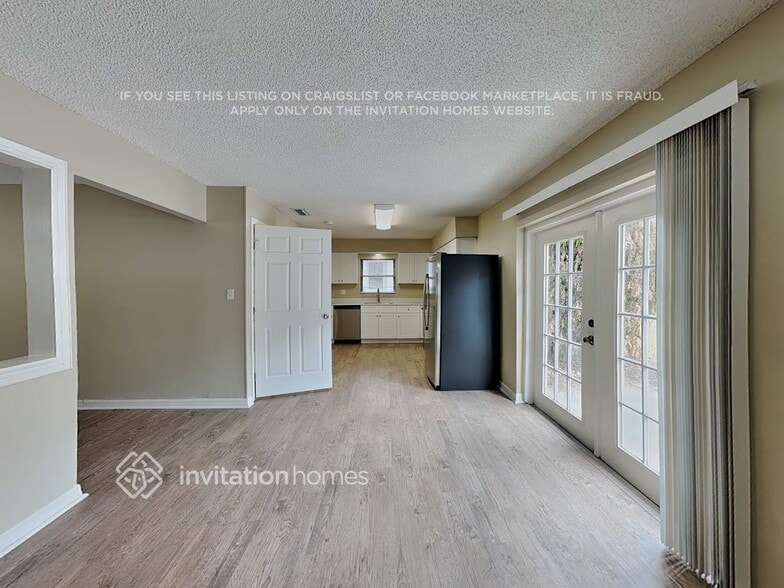 Building Photo - 838 Field St