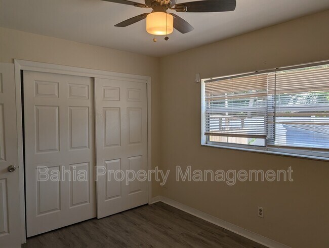 Building Photo - 8944 Temple Terrace Hwy