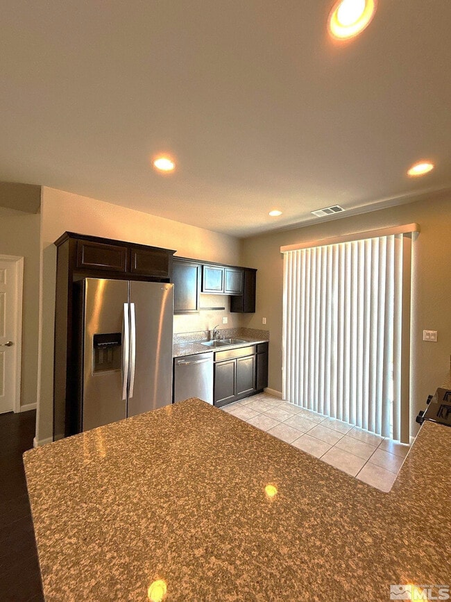 Building Photo - 3675 Coastal St