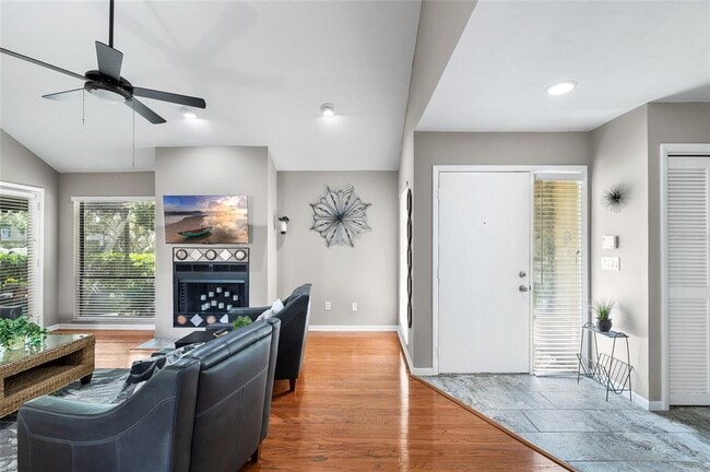 Building Photo - 11520 Galleria Dr