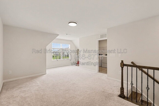 Building Photo - 16110 Winfield Hall Dr