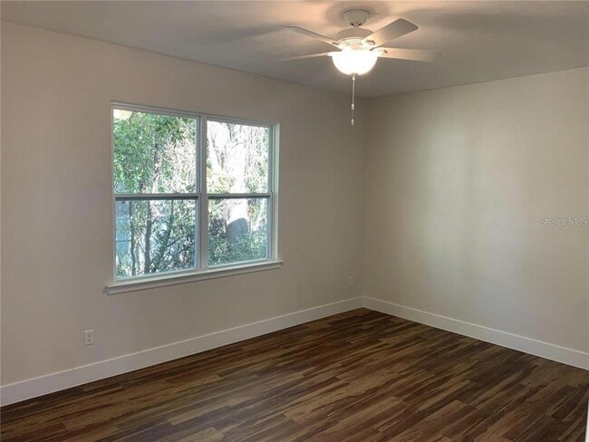 Building Photo - 540 NW 30th Ave