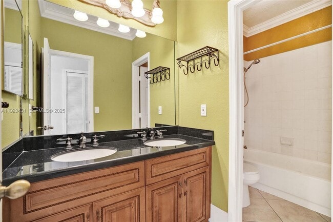 Building Photo - 345 SW 188th Ave