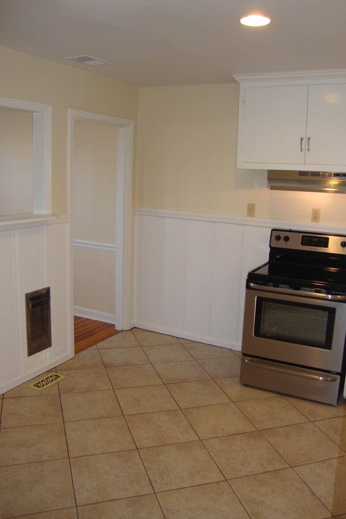 Building Photo - 4925 Hopedale Dr