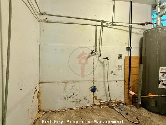 Building Photo - 128 S 100 W