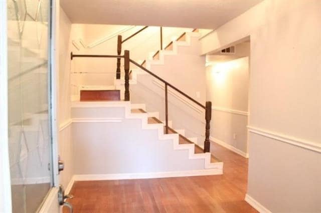 Building Photo - 5325 Wendel Dr
