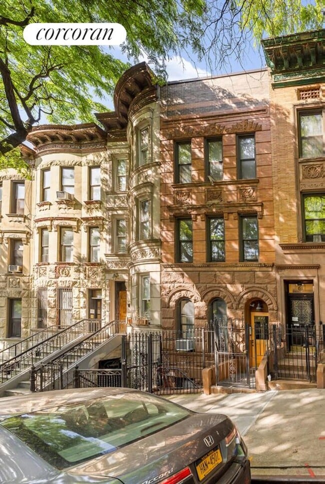 Building Photo - 613 W 138th St