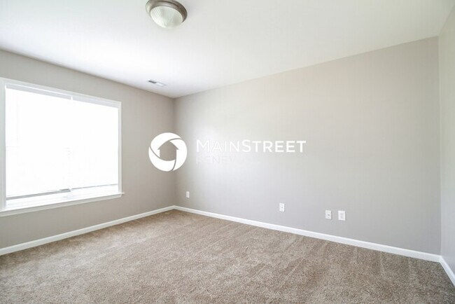 Building Photo - 3 Bedroom Pet-Friendly Home in Winston-Salem, NC with Main Street Renewal
