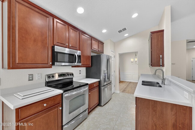 Building Photo - 9080 Sweet Tree Trail