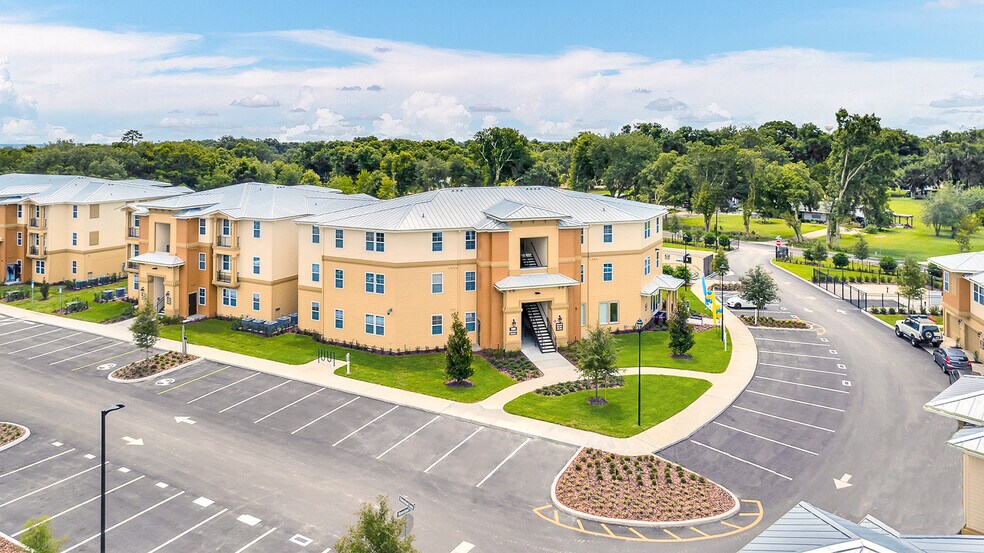 Wildwood Preserve Apartment Homes 7011 Homestead Loop Wildwood FL 34785 Apartment Finder