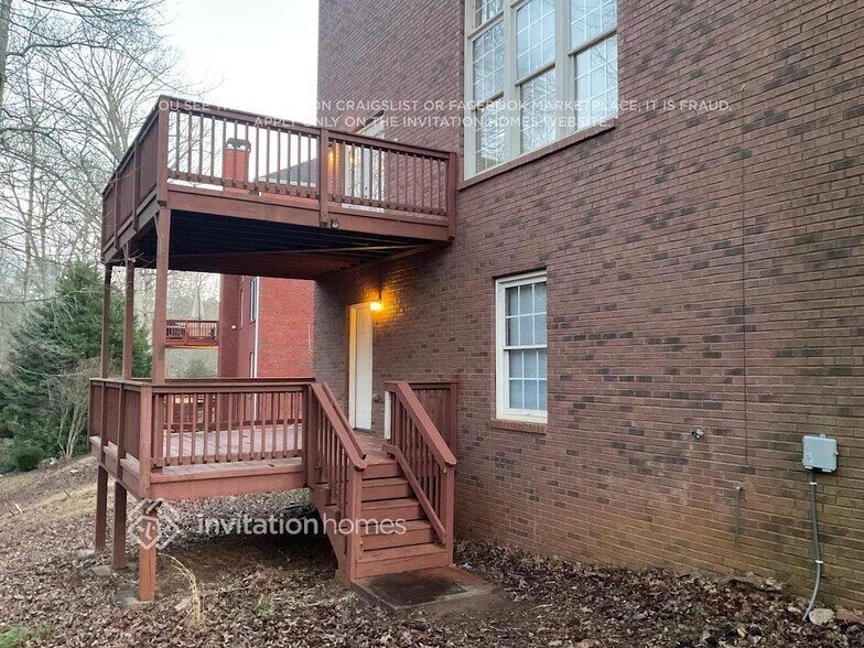 Building Photo - 6358 Greenock Dr