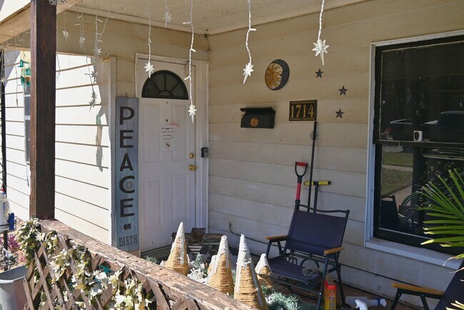 Building Photo - Charming 3 Bed 1 Bath in Hospital District